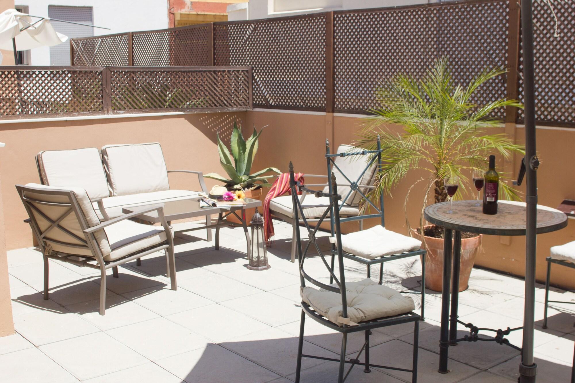Life Apartments Giralda Suites Σεβίλλη Εξωτερικό φωτογραφία